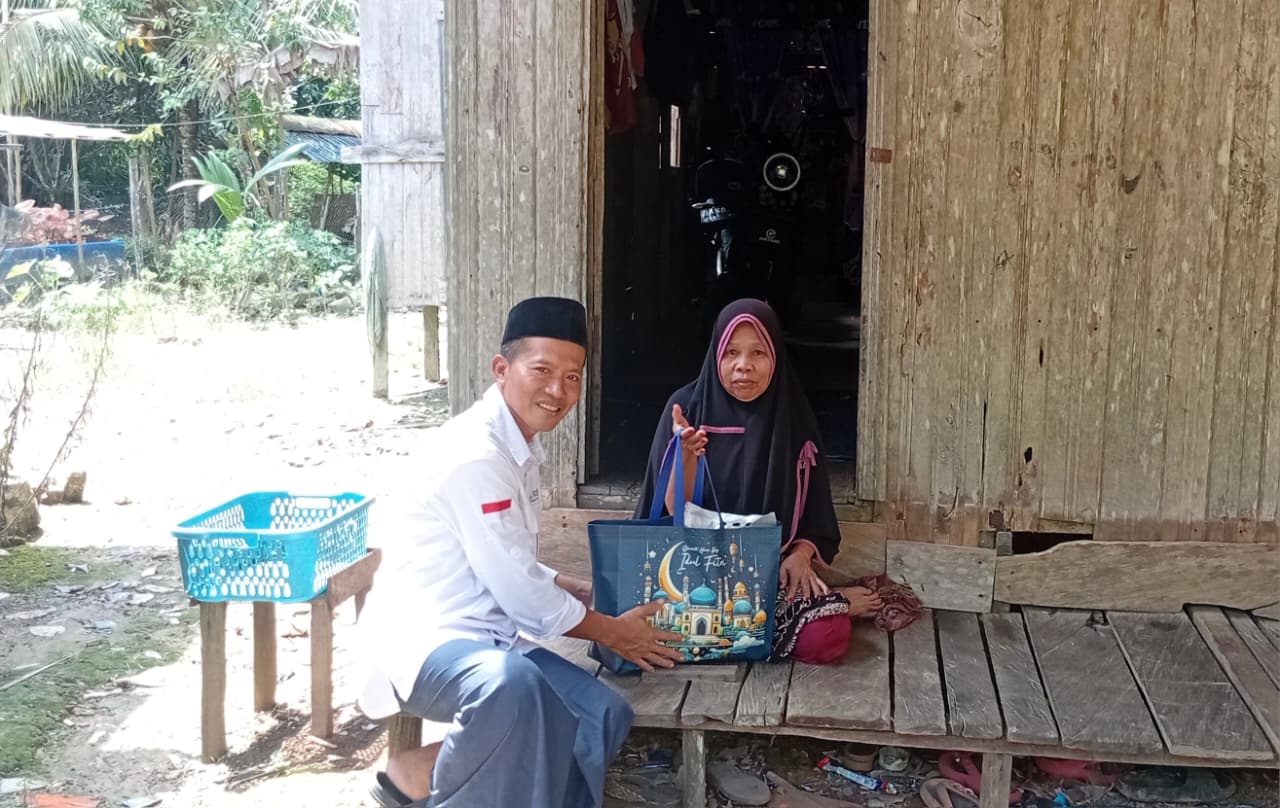 Menjaga Harmoni dengan Masyarakat, PT Cipta Kridatama Gelas Aksi Sosial Ramadan di Kalsel